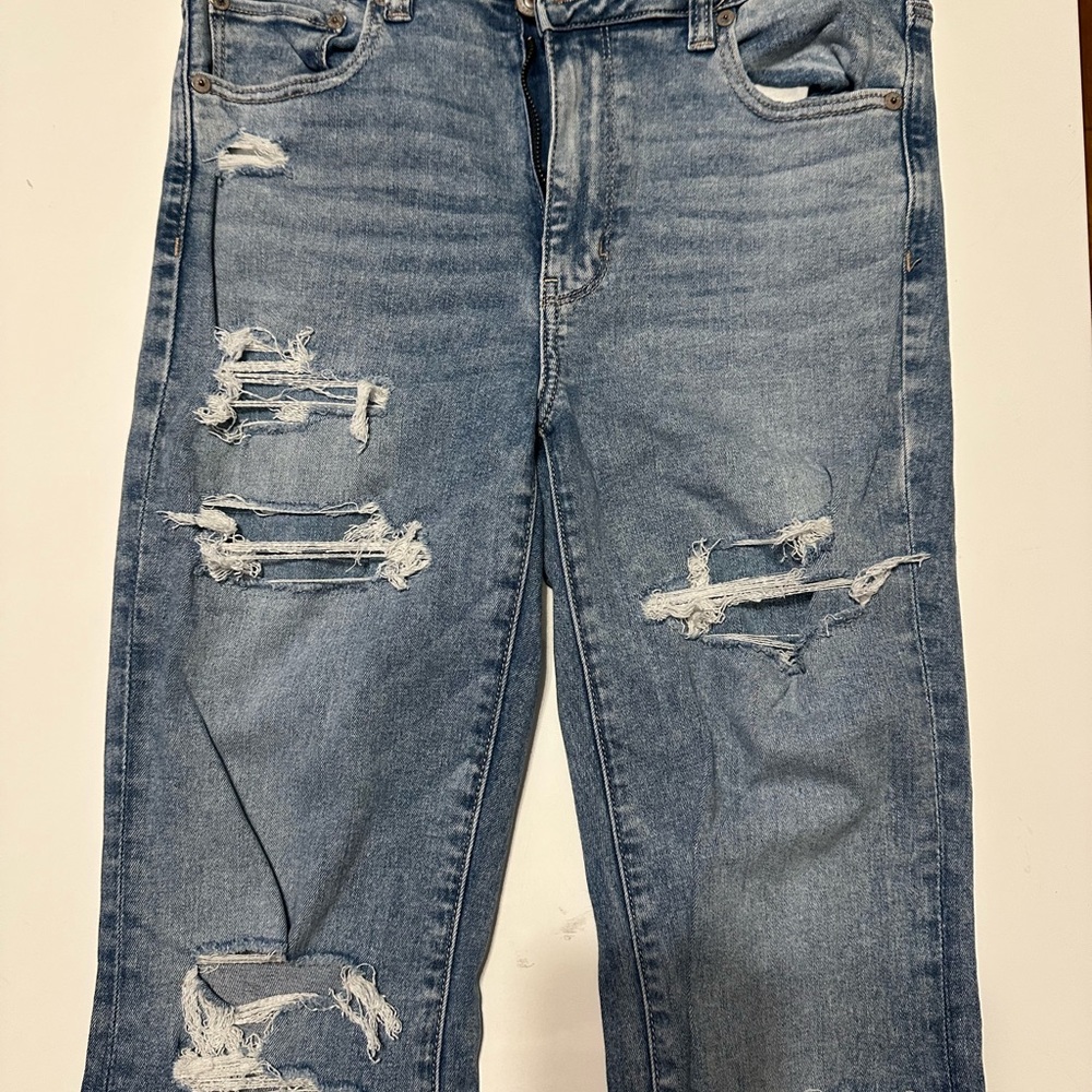 American Eagle Light Blue Denim Jeans - Picture 4 of 10